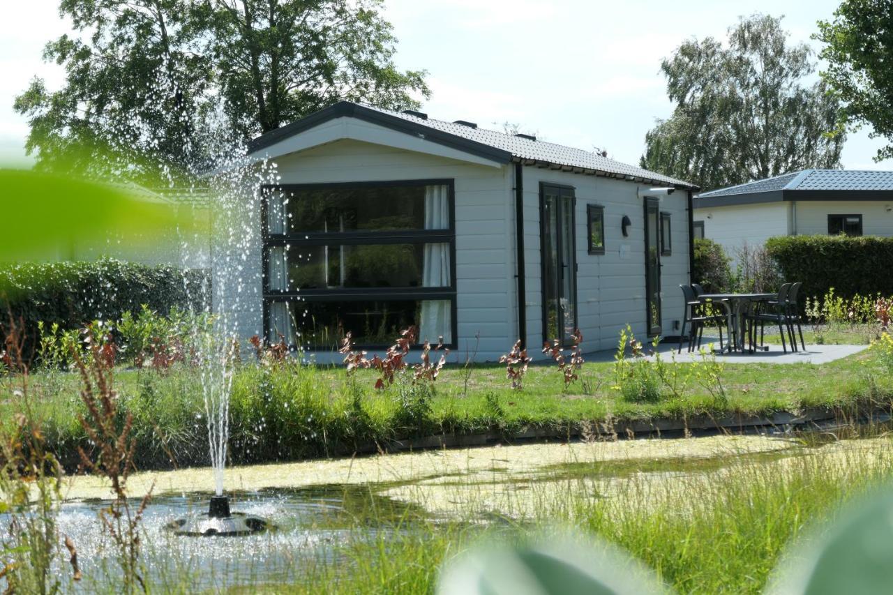 EuroParcs De Biesbosch Hotel Willemsdorp Kamer foto