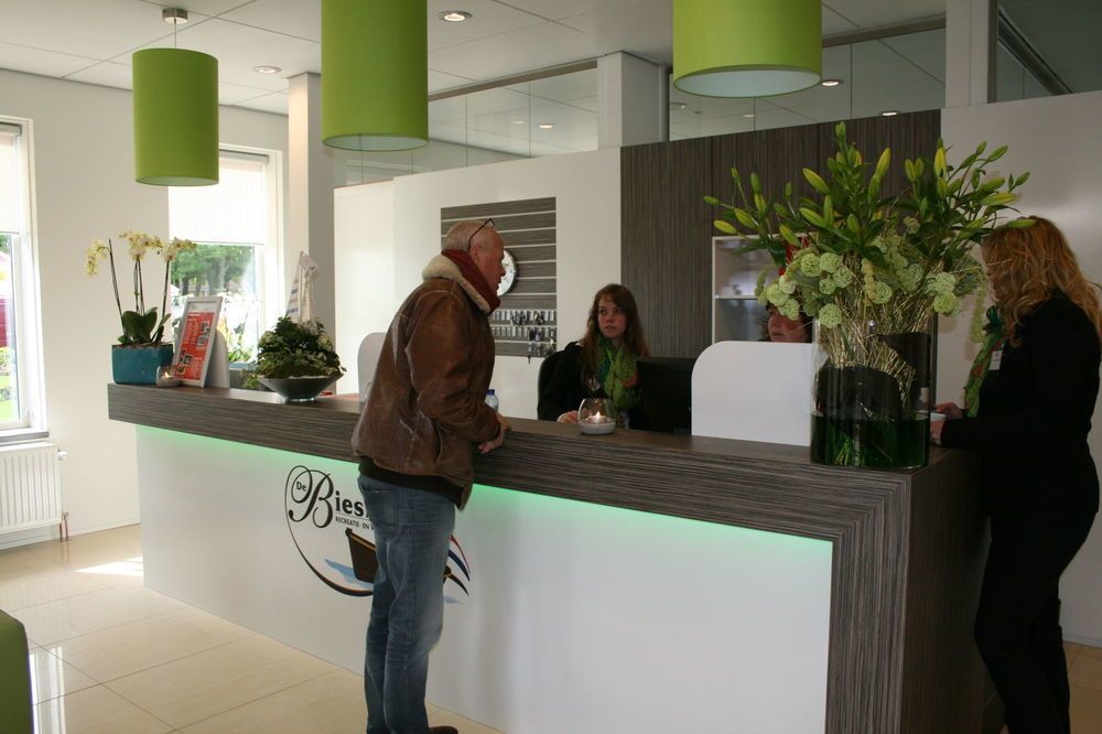 EuroParcs De Biesbosch Hotel Willemsdorp Buitenkant foto